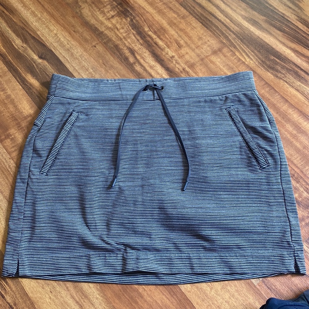 Athleta skort
